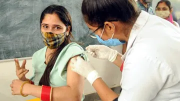 Vaccination campaign derailed in May due to politics of some states: Center- India TV Hindi