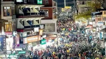 <p>Crowded Streets Of Manali</p>- India TV Hindi
