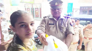 <p>जब शहीद की बेटी के...- India TV Hindi