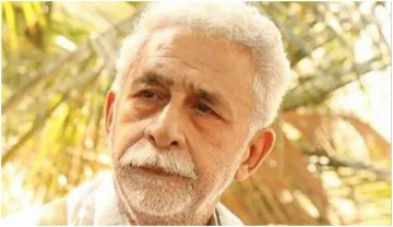 naseeruddin shah health update hospital says actor health improves will remain under observation- India TV Hindi