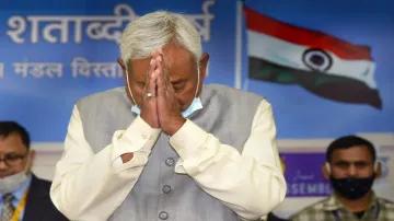 Nitish Became CM after securing third division says Lalu Yadav नीतीश थर्ड डिवीजन में परीक्षा पास कर - India TV Hindi