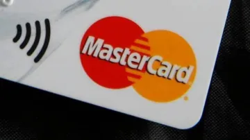  RBI imposes restrictions on Mastercard from issuing new card from July 22- India TV Paisa