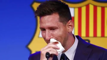 Lionel Messi not ready to leave Barcelona, said this in an emotional way- India TV Hindi