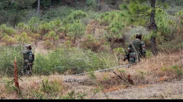 J-K: Infiltration bid along LoC foiled in Poonch, 2 terrorist killed- India TV Hindi