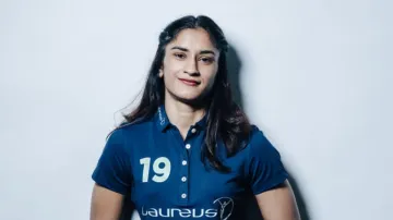 <p>WFI forvgives vinesh phogat for indiscipline at tokyo...- India TV Hindi