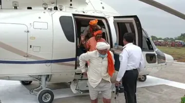 Shivraj Singh Chouhan, Shivraj Singh Chouhan Helicopter Ride, Adivasi Helicopter MP- India TV Hindi