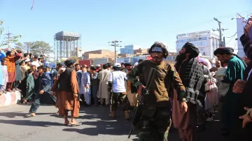 Taliban issues no shave order to barbers in lashkar gah helmand Afghanistan पुराने रंग में लौट रहा त- India TV Hindi