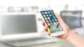 iPhone users will receive iOS 15 update today Full list of compatible iPhones, new features Here- India TV Paisa