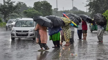 इस वर्ष मॉनसून लंबे समय तक जारी रह सकता है, IMD ने अभी और वर्षा का अनुमान लगाया- India TV Hindi