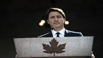 कनाडा में फिर प्रधानमंत्री बनेंगे जस्टिन ट्रुडो! चुनावी सर्वे में सत्तारूढ़ लिबरल पार्टी को बहुमत- India TV Hindi