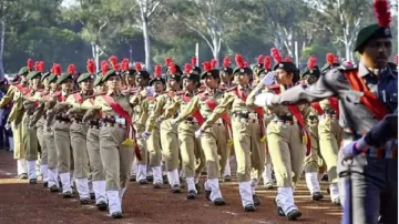 NCC में सुधार के लिए सरकार ने गठित की कमेटी, आनंद महिंद्रा और महेंद्र सिंह धोनी को बनाया सदस्य- India TV Hindi