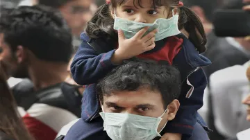 Hospitals in Delhi see surge in seasonal flu cases among children- India TV Hindi
