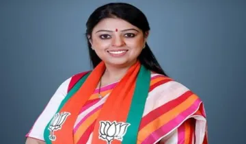 भवानीपुर में ममता को टक्कर देंगी BJP की प्रियंका, पार्टी ने बनाया उम्मीदवार- India TV Hindi