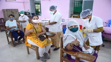 Over 70 crore Covid vaccine doses administered in India so far- India TV Hindi