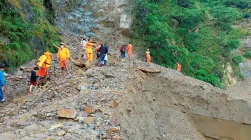 उत्तराखंड: लापता पर्वतारोही दल के दो और सदस्यों के शव हिमाचल सीमा के पास से बरामद- India TV Hindi