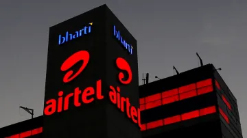 After Vodafone idea, Airtel accepts 4 year moratorium on spectrum, AGR payments- India TV Paisa