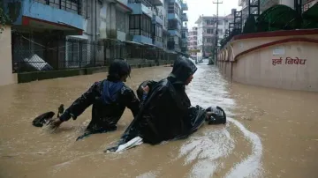 नेपाल में बारिश, बाढ़ और भूस्खलन से भारी तबाही, मृतकों की संख्या 88 पहुंची- India TV Hindi