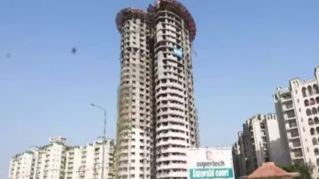 Supreme Court dismisses Supertech's plea seeking review of order to demolish twin towers in Noida- India TV Paisa