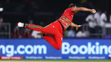 Oman vs BAN: Fayyaz Butt's 'Superman' catch added to Bangladesh's troubles, WATCH VIDEO- India TV Hindi