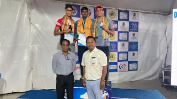 <p>Medal ceremony of 50m freestyle for men. L-R: Heer Shah,...- India TV Hindi