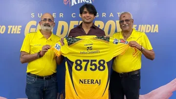 <p>Neeraj Chopra awarded ₹1crore by CSK for Olympic...- India TV Hindi