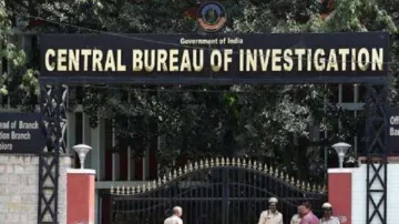 CBI ने NHAI बैंगलोर के रीजनल ऑफिसर समेत चार को गिरफ्तार किया, रिश्वत लेने का आरोप- India TV Hindi