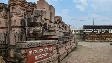 अयोध्या राम मंदिर जमीन घोटाला: यूपी सरकार ने दिए जांच के आदेश, 1 हफ्ते के अंदर देनी होगी रिपोर्ट - India TV Hindi