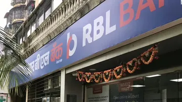 <p>RBI के दखल के बाद RBL बैंक...- India TV Paisa