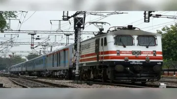 रेलवे ने 2020-21 में तत्काल, प्रीमियम तत्काल टिकटों से 500 करोड़ रुपये से अधिक कमाये - India TV Paisa