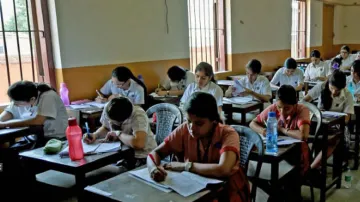 CBSE Class 10, 12 Term-2 Board Exams- India TV Hindi