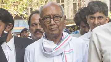 Madhya Pradesh Former CM Digvijay Singh sentenced to one year- India TV Hindi