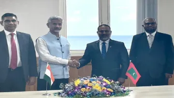 External Affairs Minister Dr. S Jaishankar meets Home Minister of Maldives, Imran Abdulla- India TV Hindi