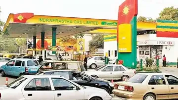 CNG Price Hike By Rs 2.50 Once Again Check Delhi Ghaziabad Noida CNG New Rate - India TV Paisa
