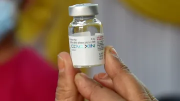 Covaxin’s Phase 2/3 trials in US put on hold- India TV Hindi