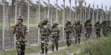  BSF ने 6 बांग्लादेशियों को पकड़ा- India TV Hindi