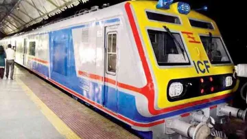 Mumbai AC Local Trains Fare Cut- India TV Hindi