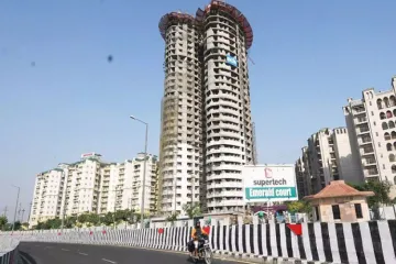 Supertech Twin Tower- India TV Hindi