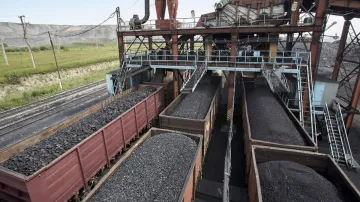<p>Coal Supply</p>- India TV Paisa