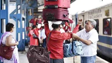 Carrying more luggage in train may cost you- India TV Hindi
