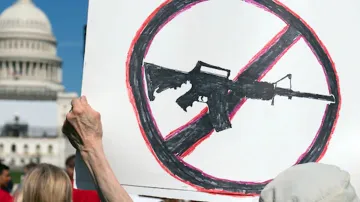  Joe Biden signs anti-gun violence bill- India TV Hindi
