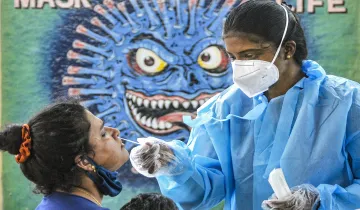 Coronavirus sample collection- India TV Hindi