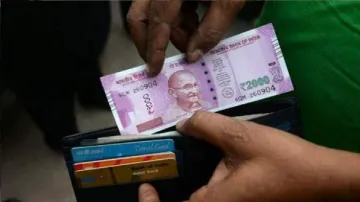 <p>rupee</p>- India TV Paisa