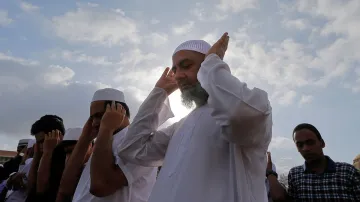 Sri Lanka Muslims Hajj, Sri Lanka Muslims, Sri Lanka Muslims Haj Pilgrimage- India TV Hindi