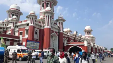 Charbagh Railway Station- India TV Hindi