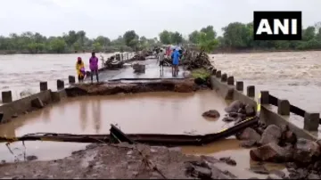 Heavy Rain in Gujarat- India TV Hindi