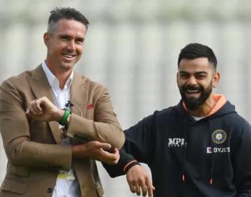 Kevin Pietersen and Virat Kohli- India TV Hindi