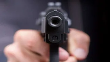 Maharashtra Gun Shot - India TV Hindi