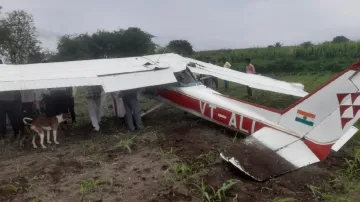 Aircraft accident in Pune- India TV Hindi