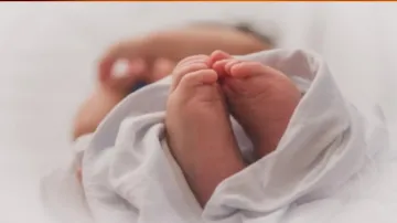 Minor girl gave birth to a child- India TV Hindi