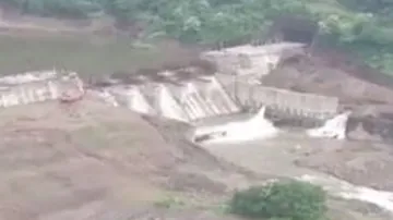 Kaaram Dam (DHAR)- India TV Hindi